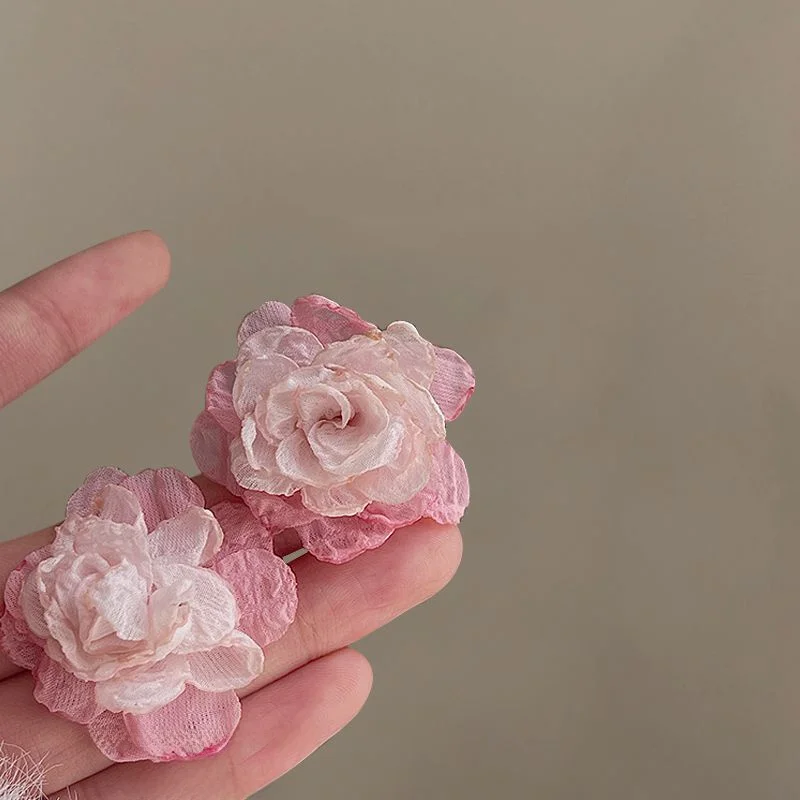 Белые кружевные серьги с цветком камелии новинка 2023 модный дизайн