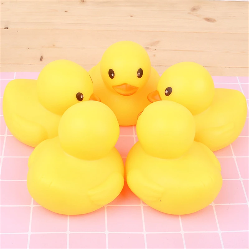 Baby Rubber Race Fun Educational Musical for Children Squeaky Duck Bath Toys Big Yellow Duck Bathroom Water Bathing Toys