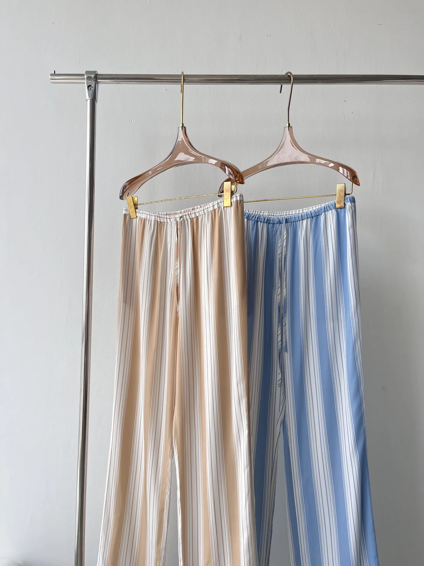 

2023 spring and summer women's clothing fashion new Striped Trousers 0511