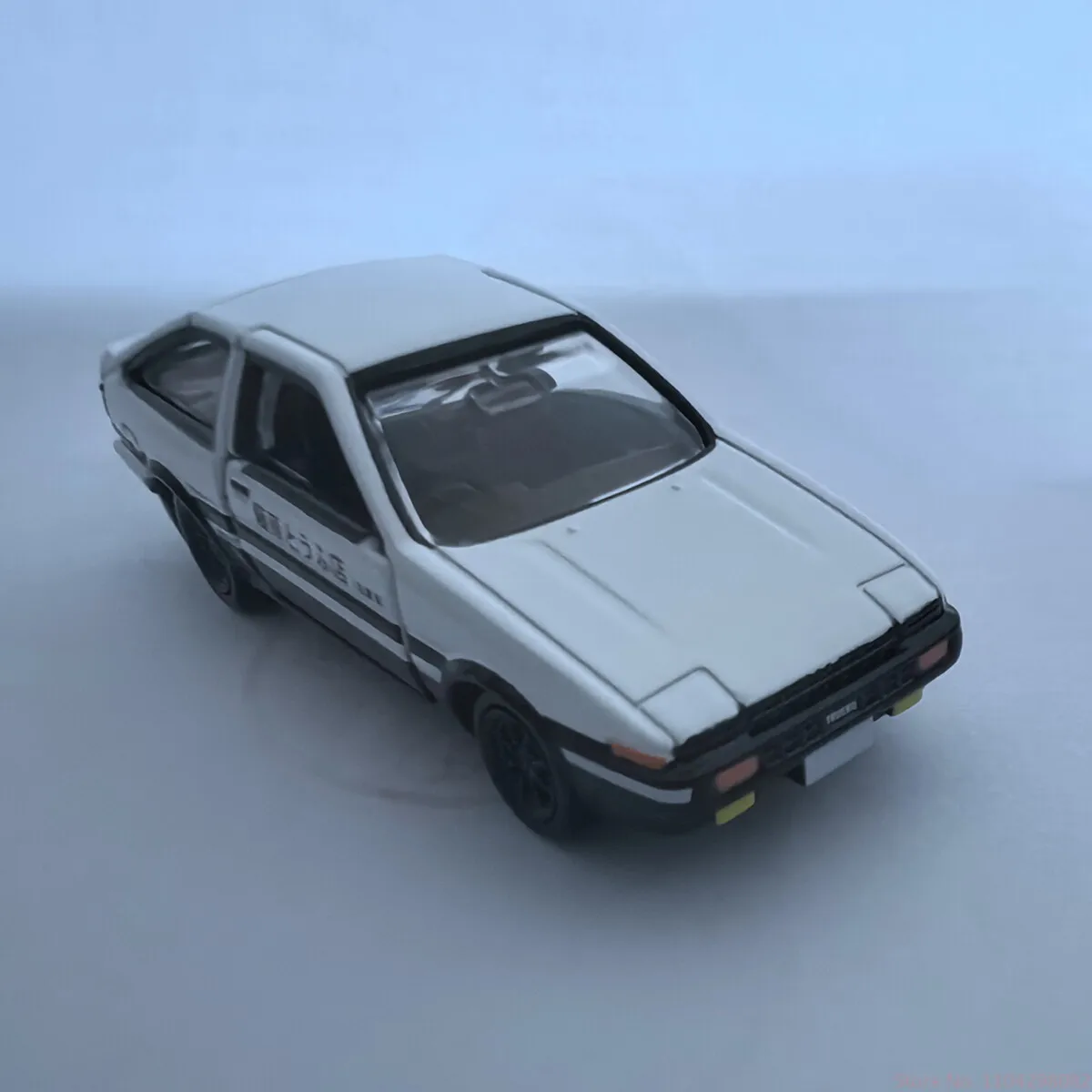 Горячая новинка: Коллекционная модель спортивного автомобиля TOMY TOMICA Initial D Fujiwara Takumi AE86 RX-7 Mf86gt из литого сплава, имитация, для демонстрации, игрушка, подарок (art.: 3920d92d719ee) - 3920d92d719ee