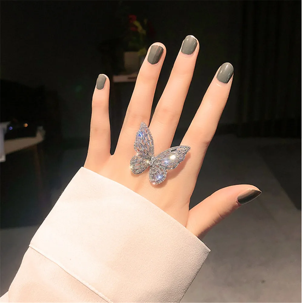 

New Design Fashion Jewelry Opening Copper Inlaid Zircon Butterfly Ring Luxury Shiny Cocktail Party Ring for Women