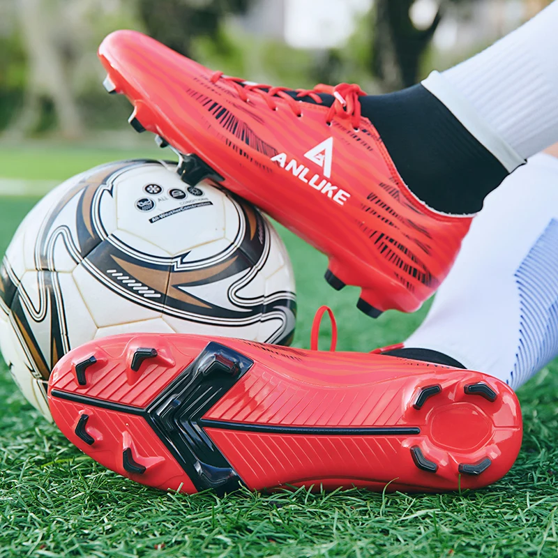 

New High Top Fashion Man Soccer Shoes Long Spikes Breathable Non-slip Trendy Mens Football Shoes Sneakers Wholesale
