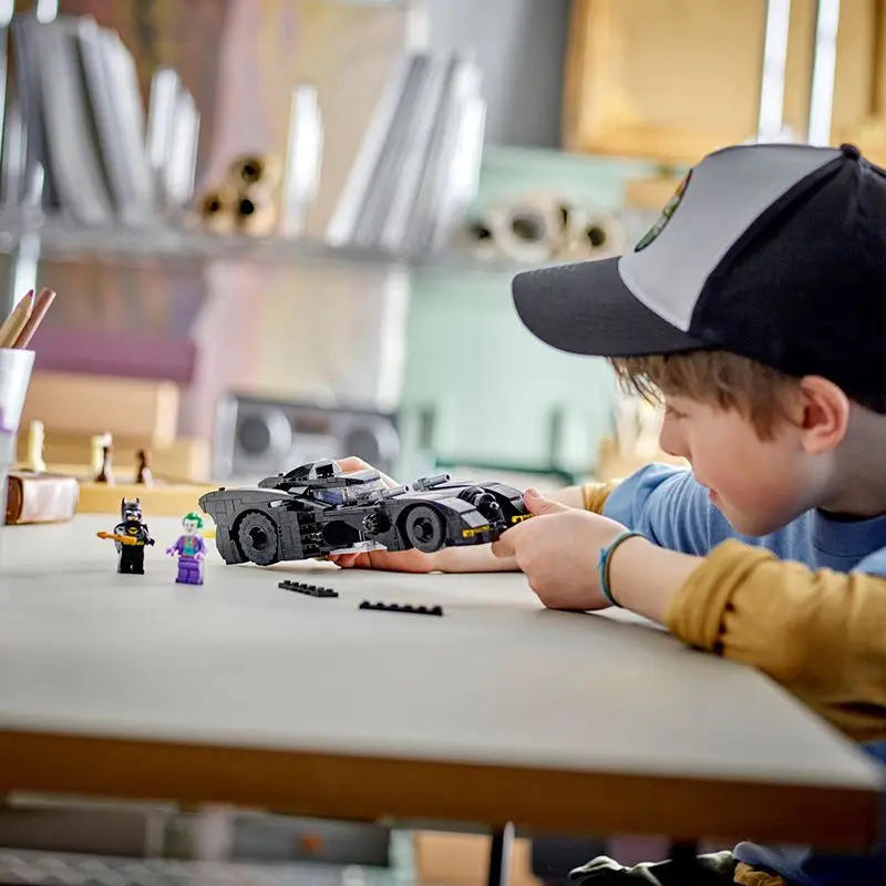 LEGO DC Batmobile: Бэтмен против Джокера Чейз 76224 набор строительных игрушек знаковый