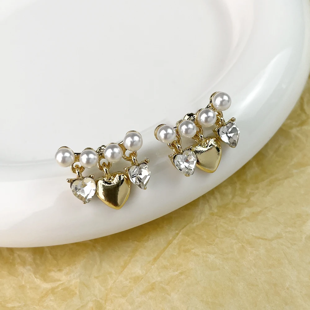

Rundraw Fashion Pearl Heart Stud Earring Women's Simple Small Fresh Gold Plated Earrings Party Jewelry Gift Pendant pendientes