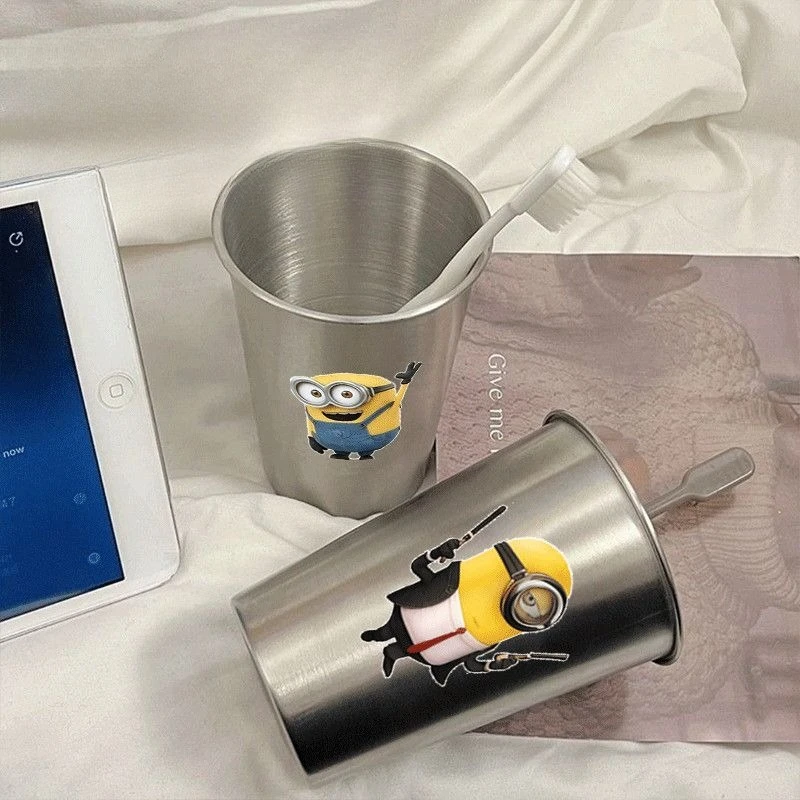 Фото Кружка для полоскания рта Minionsed из нержавеющей стали 304, мультяшная, устойчивая к плесени, ударопрочная, для дома, портативная, для зубных щеток и воды №4