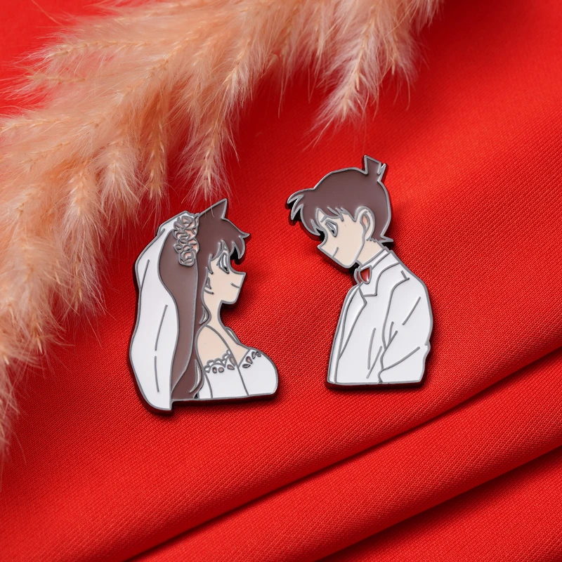 

Anime Detective Conan Case Closed Mouri Ran Kudou Shinichi Badge Souvenir Button Brooch Pin Medal Clothing Decor Cosplay Gifts