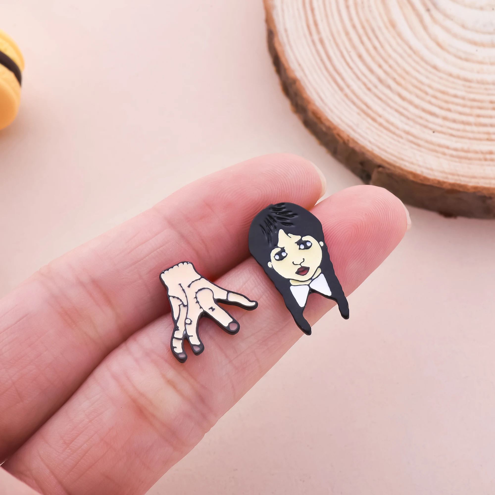 New Classic Movie Wednesday Addams Stud Earring Gothic Punk Severed Hand Metal Earrings Woman Jewelry Addams Family