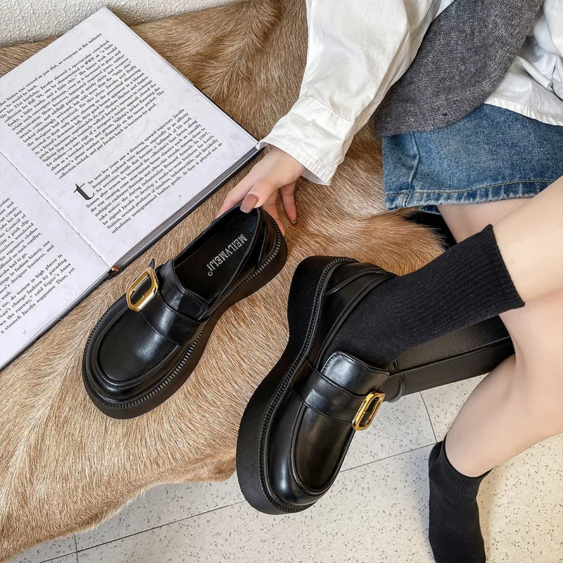 

Женские туфли-оксфорды на платформе без застежки, повседневные кроссовки на плоской подошве, без застежки, Кожаные Классические, в стиле ре...