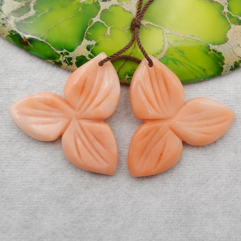 Ювелирные изделия DIY маркировочный дизайн Красный Авантюрин Резные Цветочные бусины пара камней для изготовления сережек 26x30x3 мм 6 г