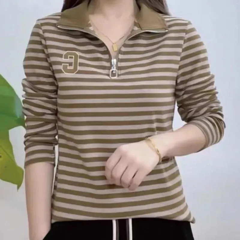 Женский пуловер в полоску с длинным рукавом на молнии