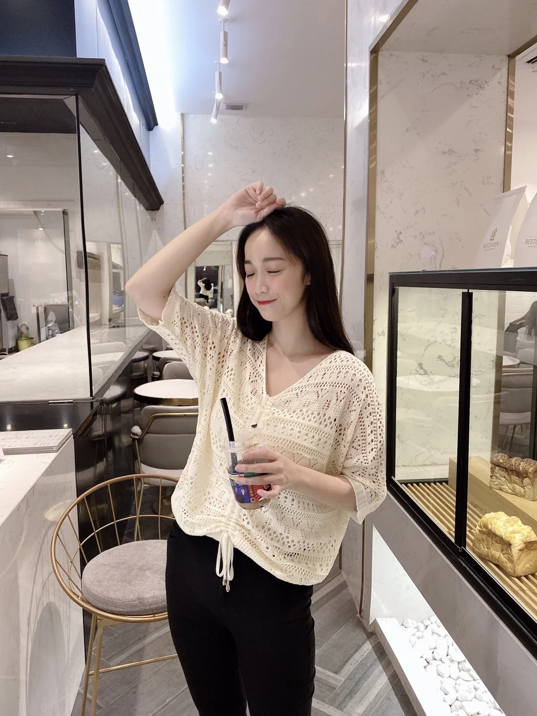 New High-quality Soft V-neck Hollow Cut Solid Color Spring Summer Slim Half Sleeve Sweater Thin Pullover Loose Blouse Women Tops
