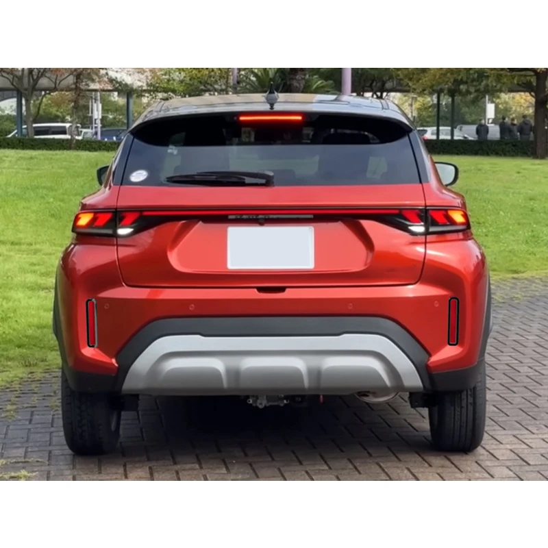 Накладки на противотуманные фары для Suzuki Fronx 2023-2025: Защитные наклейки и декоративные элементы для тюнинга экстерьера автомобиля (art.: 3920da3eea52a) - 3920da3eea52a