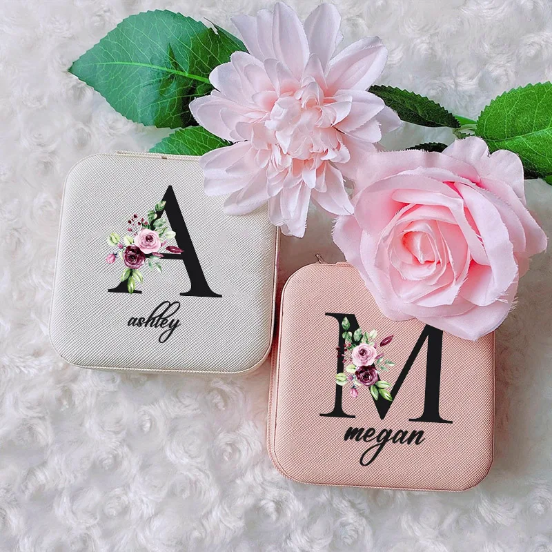 

Anniversary Bride Bridesmaid Girlfriend Bachelorette Party Gift Custom Name Travel Jewelry Case Personalized Jewellery Box