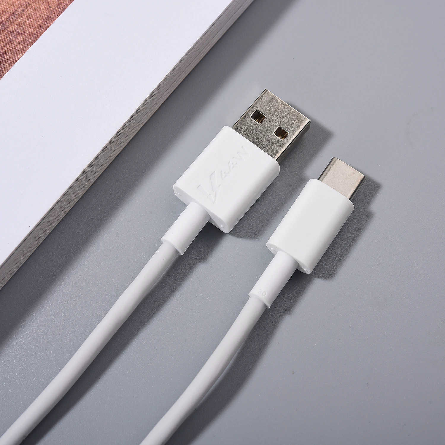 зарядник vivo.