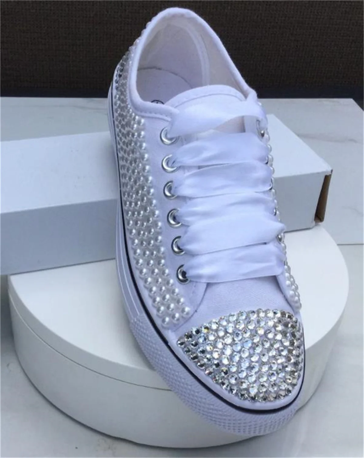 

Pearl rhinestone lace lace-up classic handmade custom canvas shoes Low top casual sneakers men and women plus size 35-46