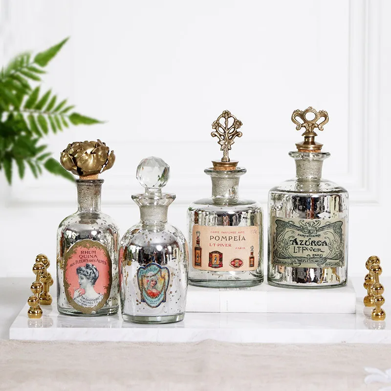 

Parfum Fles Creatieve Decoratie Van Glas Vintage Met Messing Deksel Cadeaus Voor Vrouwelijke Vrienden Parfum Container Verjaarda