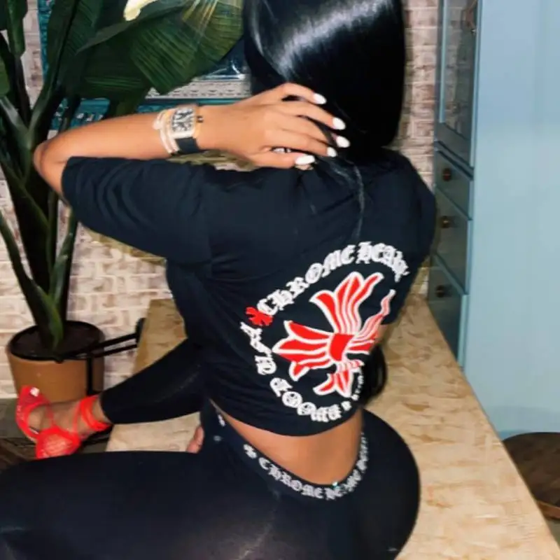 

Футболка женская базовая с круглым вырезом, повседневный белый топ с коротким рукавом и цветочным принтом, уличная одежда, Y2K