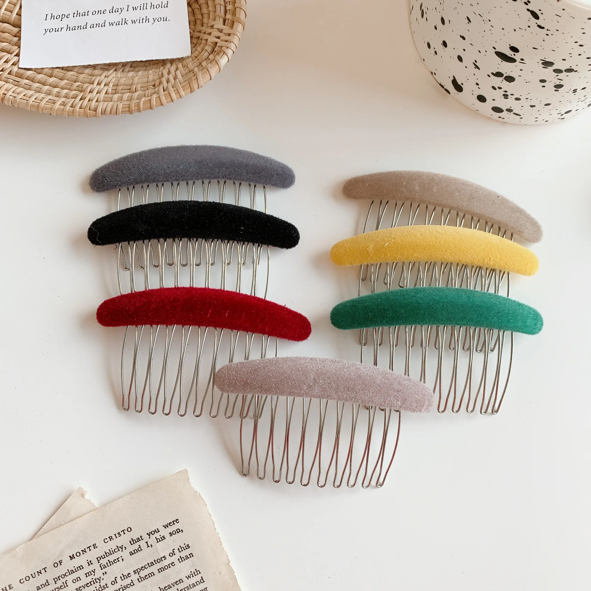 

Fashion Frosted Curving Alloy Hair Comb Solid Fluffy Barrette Simple Colorful Hair Clip Women Girls Bangs Hair Holder Hairpin