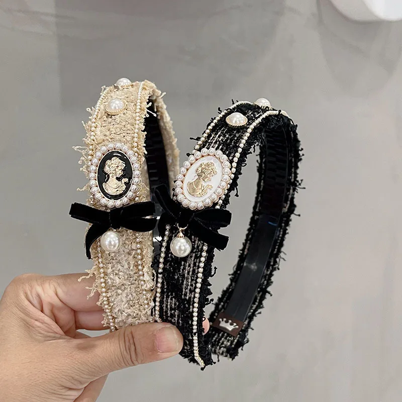 

Crystal Pearl Woolen Headbands For Women Korea Hair Accessories For Girls Hair Band Bows Flower Hairbands Head Wrap