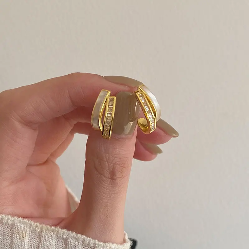 Женские серьги-гвоздики из серебра 100% пробы | Украшения и аксессуары