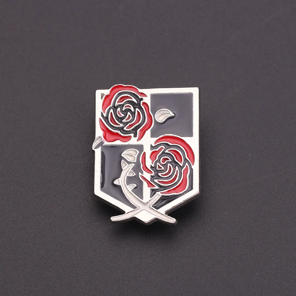 

SALeeee Japanese animation peripheral accessories Giant team emblem brooch Anime metal enamel badge clothing bag accessories