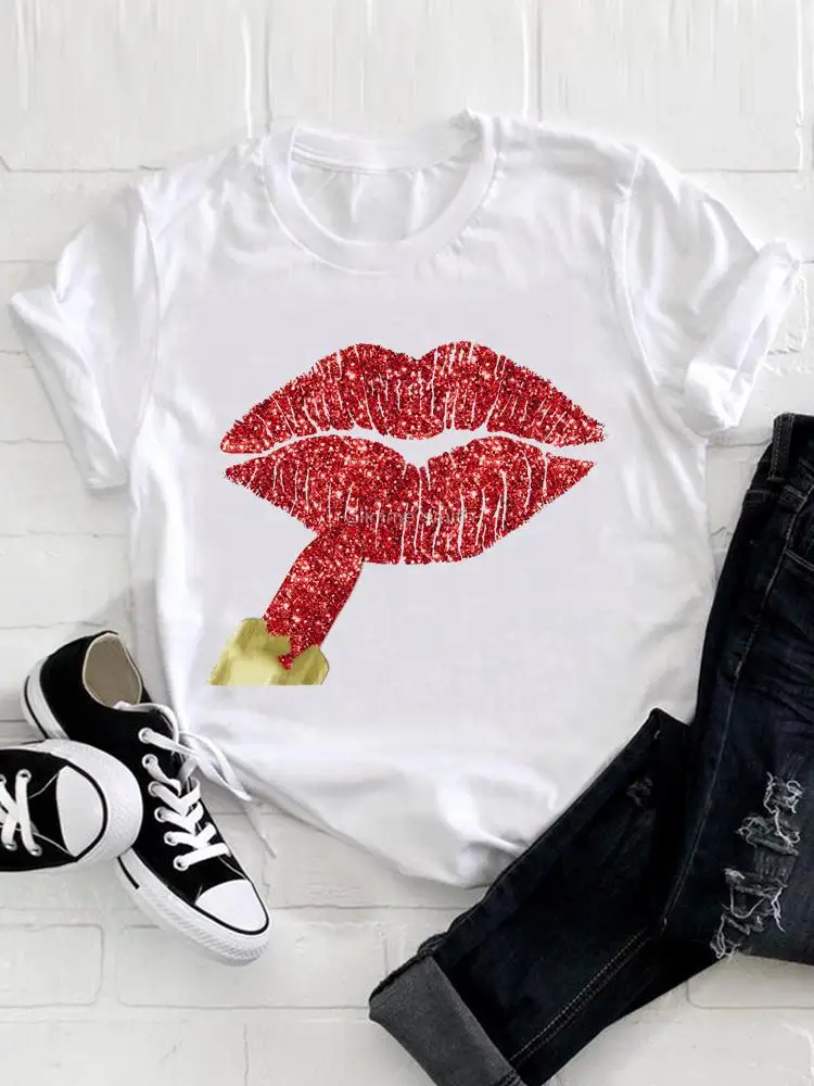 

Женская одежда футболка с принтом женский топ с коротким рукавом макияж губы 90-х Новая модная футболка одежда Повседневная летняя футболка ...
