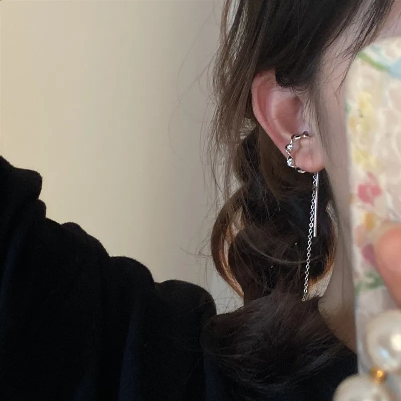 

European and American Style Niche Design Long Tassel Ear-hook Earrings Ins Cold Wind Simple Sense High-quality Ear Clip