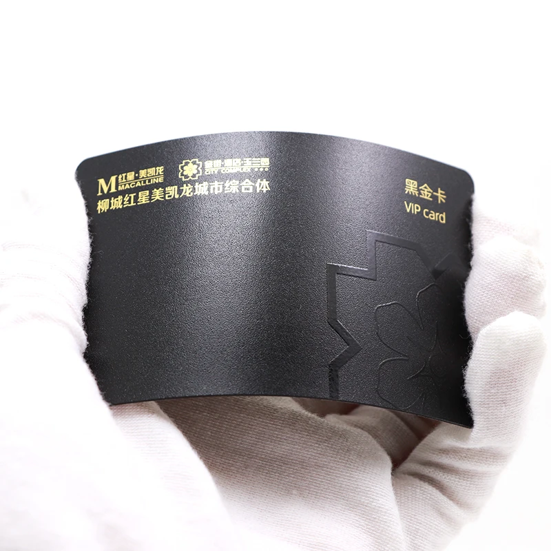 

Офсетная печать индивидуальный логотип черный матовый ПВХ золотой фольга визитная карточка