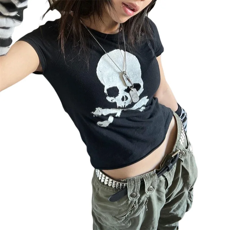 

Top Women Goth Clothes y2k Crop Tops Summer 2023 T shirts Grunge 2000s Trashy Aesthetic Short Sleeve Tees Young Girls Streetwear