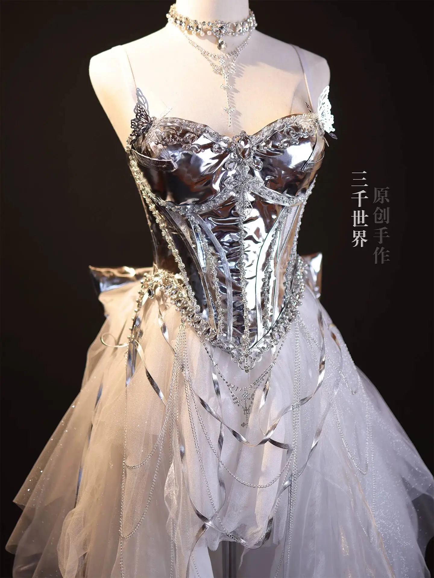 Фото Корсет Cyber Silver Shiny Fishbone из плотной сетки для музыкальных фестивалей, EDC, для выступлений в прямом эфире, для интернет-знаменитостей и модниц №2