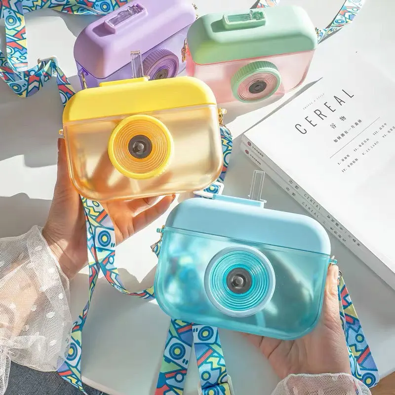 

Creative Camera Water Bottle Cute Simple Plastic Straw Cup Outdoor Portable Drop-Proof Kettle Kids Summer Kawaii Gift Cup