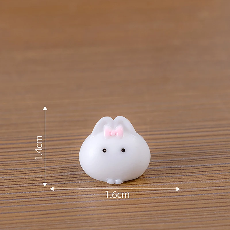 

Миниатюрные фигурки животных из смолы
