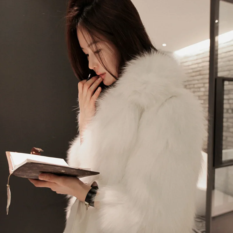 U-SWEAR Hot Fashion Winter Faux Fur Coat Women Luxury Long Jackets Coats with Belt Lapel Female Outwear Faux Fur Overcoat