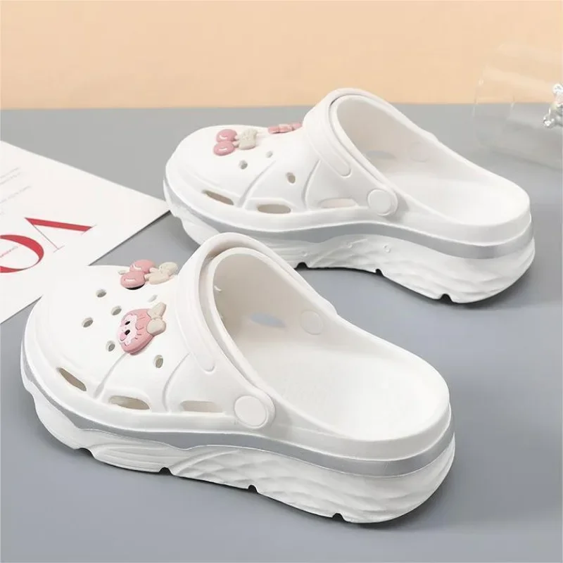 Шлепанцы женские для сада и пляжа сланцы с большим носком дышащие сандалии на