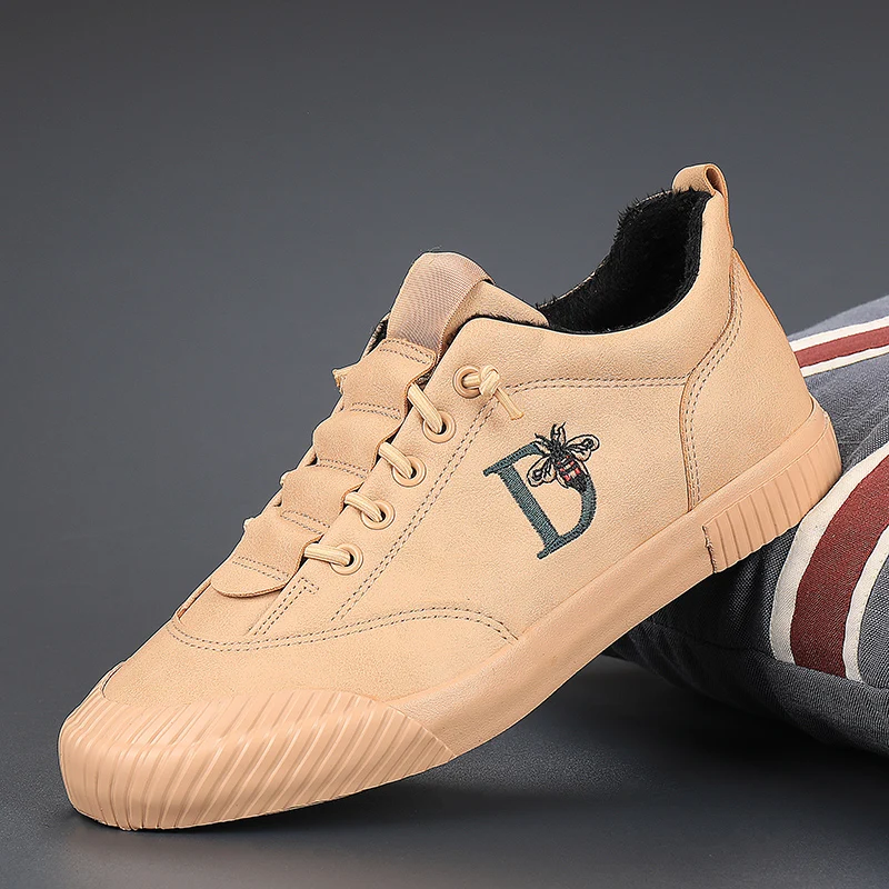 

2020 New Fashion Men Leather Casual Shoes Loafers Soft Driving Flat Lace up Warm Winter Sport Vulcanize Shoes 20953