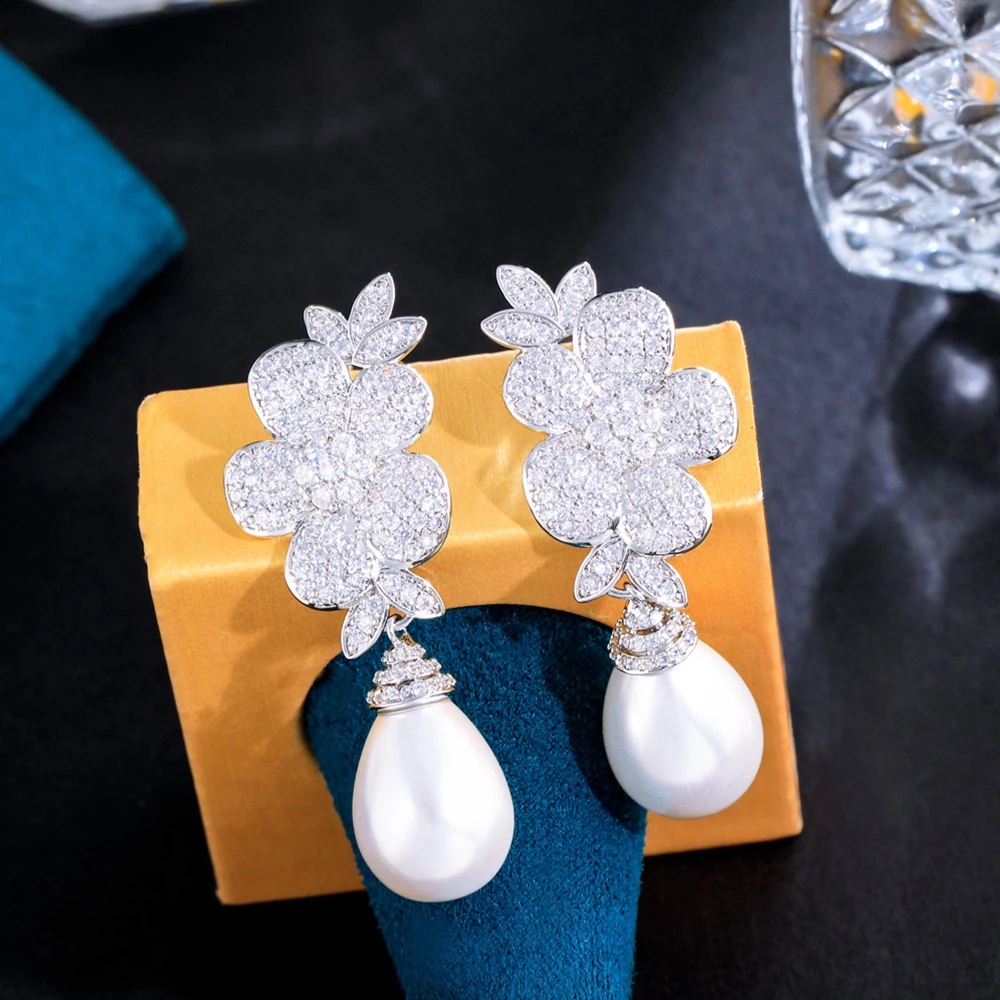 

BeaQueen Beautiful Flower Pearl Banquet Jewelry for Women Sparkling 5A Cubic Zircon Symmetrical Long Drop Wedding Earrings E618