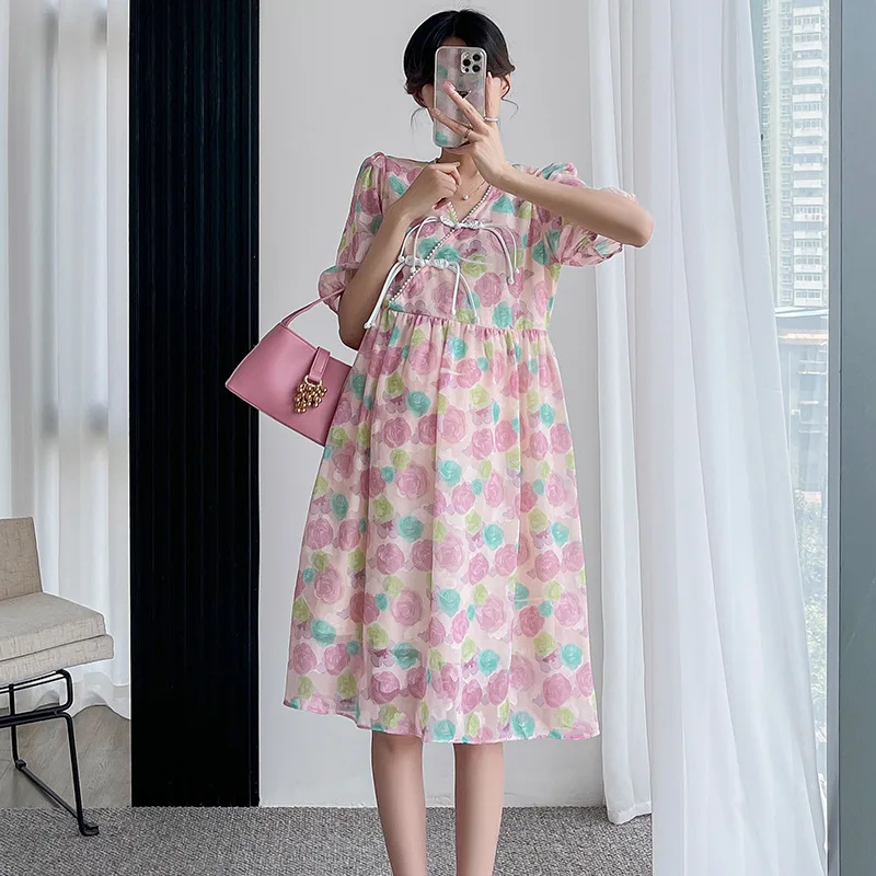 

Retro Maternity Dresses Temperament Ladies Summer Loose Mid-length Breathable V-neck 2022 Pregnancy Clothes for Photos Shoot New