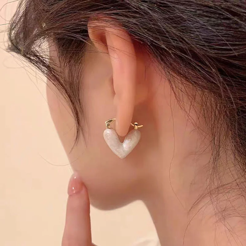 

Новые модные роскошные белые серьги в форме сердца с капельной глазурью для женщин и девушек изысканные трендовые новые универсальные серьги 2023