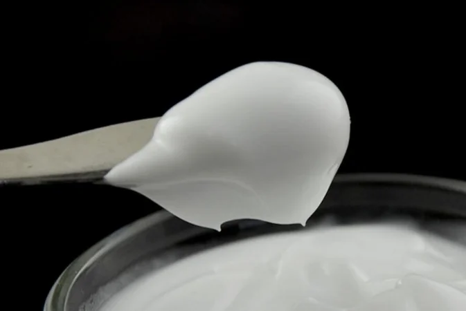 Увлажняющий отбеливающий крем для рук 100 г/1000 г