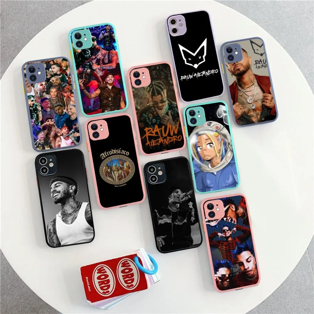 Матовый противоударный мини-чехол R-Rauw A-Alejandr для iPhone 14 X XR XS 7 8 Plus 11 12 13 pro MAX