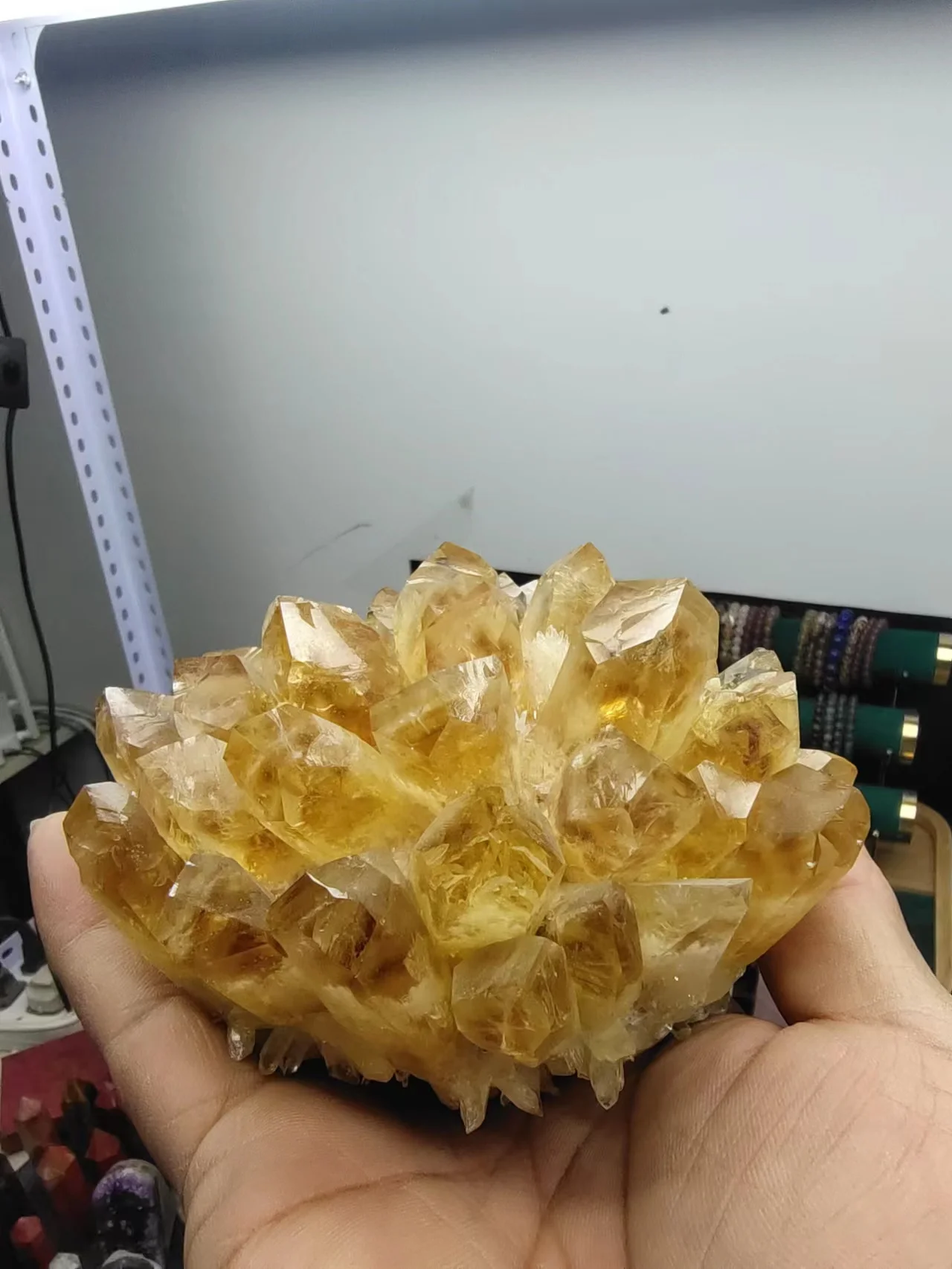 

1 шт., натуральный кристалл, очень редкий Желтый призрак, ангел, ореол, кластер, образец, символизирующий богатство и исцеление чакры