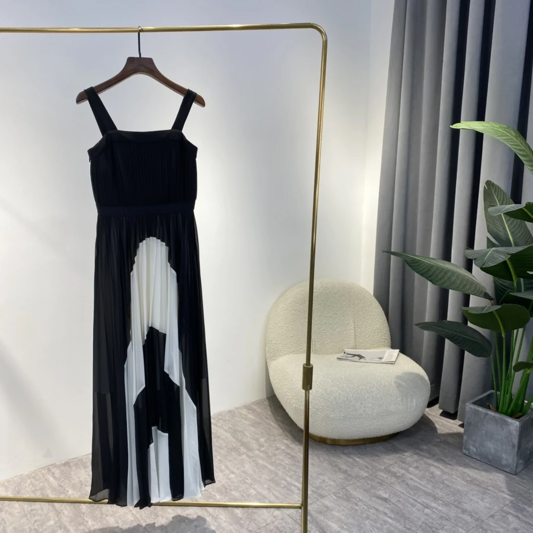 

High Quality Long Spaghetti Dress 2022 Spring Summer Ladies Contrast White Black Sleeveless Vintage
