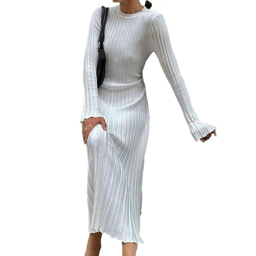 

Autumn 2023 Fashion Knitted Dress for Women Long Skirt with Pleated Details Ideal for Casual and Formal Occasions
