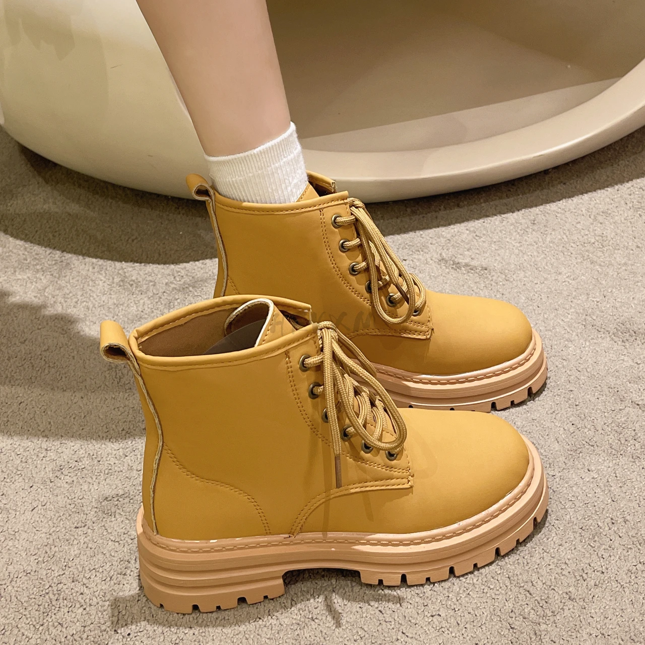 

2023 New Boots Fashion Leather Boots Ankle Boots Yellow High Heel Boots Thick Sole Heightened British Style Chelsea Boots