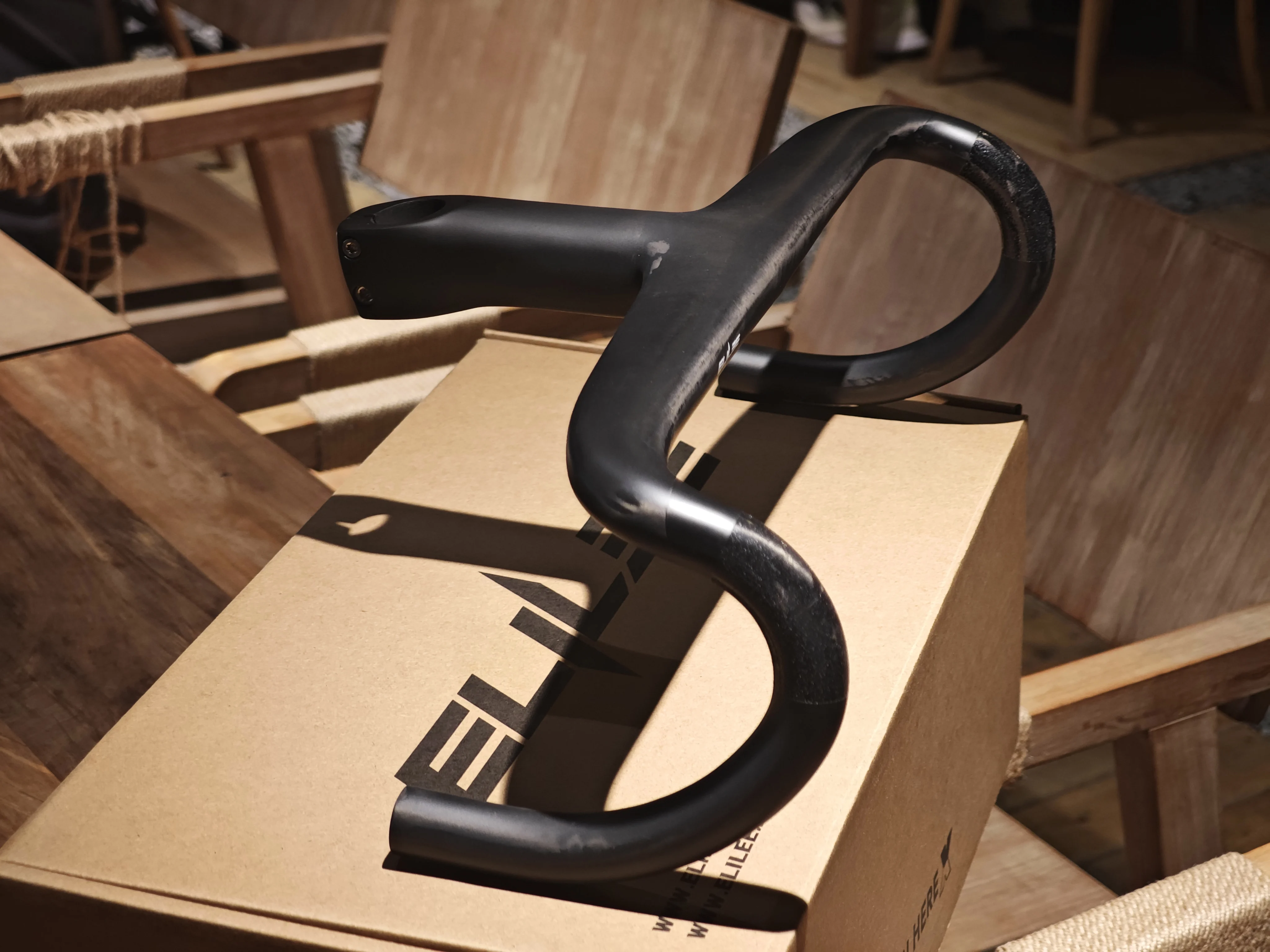 ELILEE XXE Сверхлегкий дорожный велосипед из углеродного волокна T1100 Stiseur