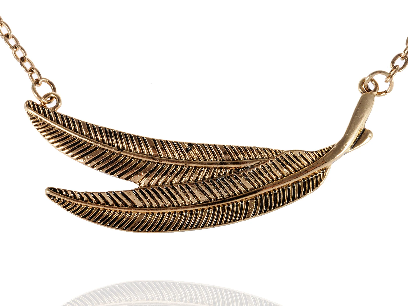 

Golden Tone Large Double Falling Autumn Leaf Pendant Fashion Necklace