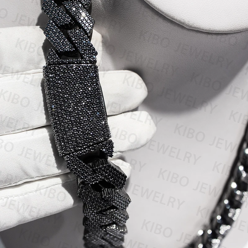 Hip Hop Rapper Mossanite Necklace Jewelry VVS 925 Sterling Silver 20mm Black Diamond Moissanite Cuban Link Chain