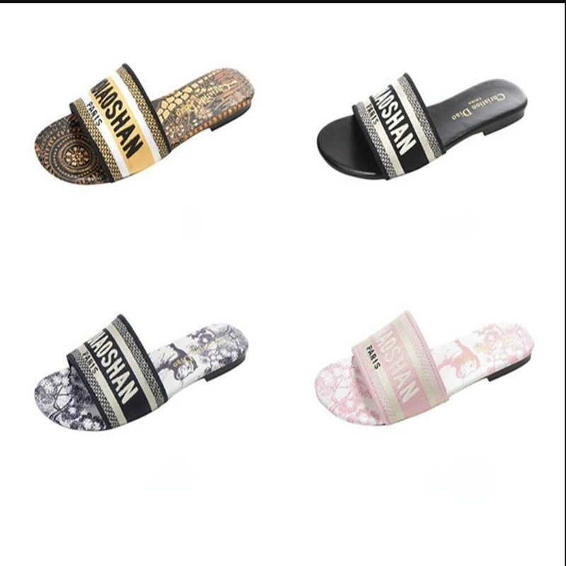 

High quality letter slippers for women's summer outerwear 2023 new flat bottomed sandals for casual and versatile wear