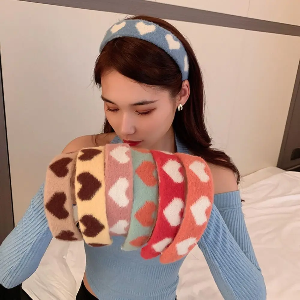 

No-slip Headwear for Washing Face Valentines Day Gift Heart Headband Spa Headband Wide Hairbands Makeup Headband