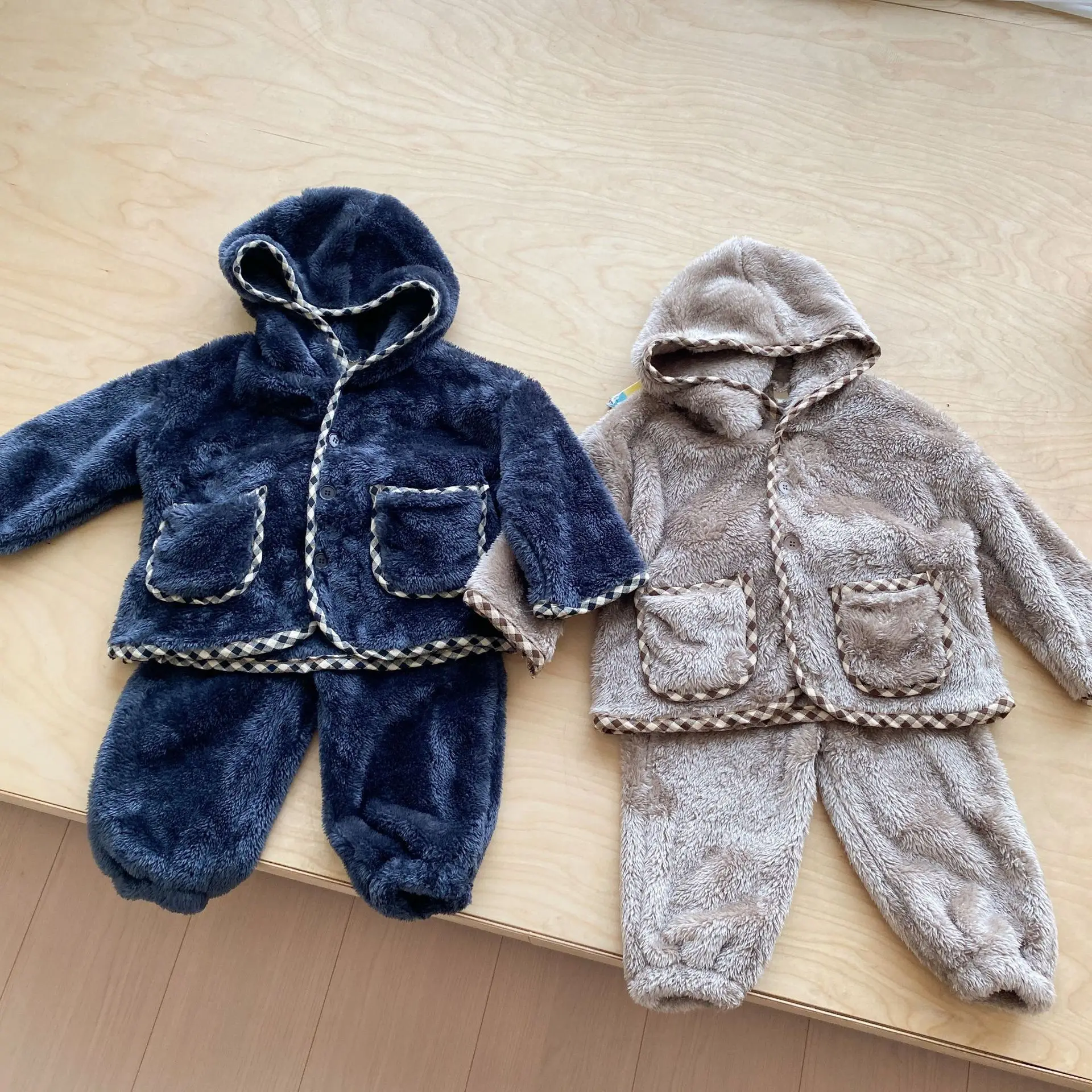 

2022 Autumn Winter New Boy Baby Plus Fleece Hooded Pajamas Suit Girl Child Thicken Long Sleeve Tops+Solid Pants 2pcs Pyjamas Set